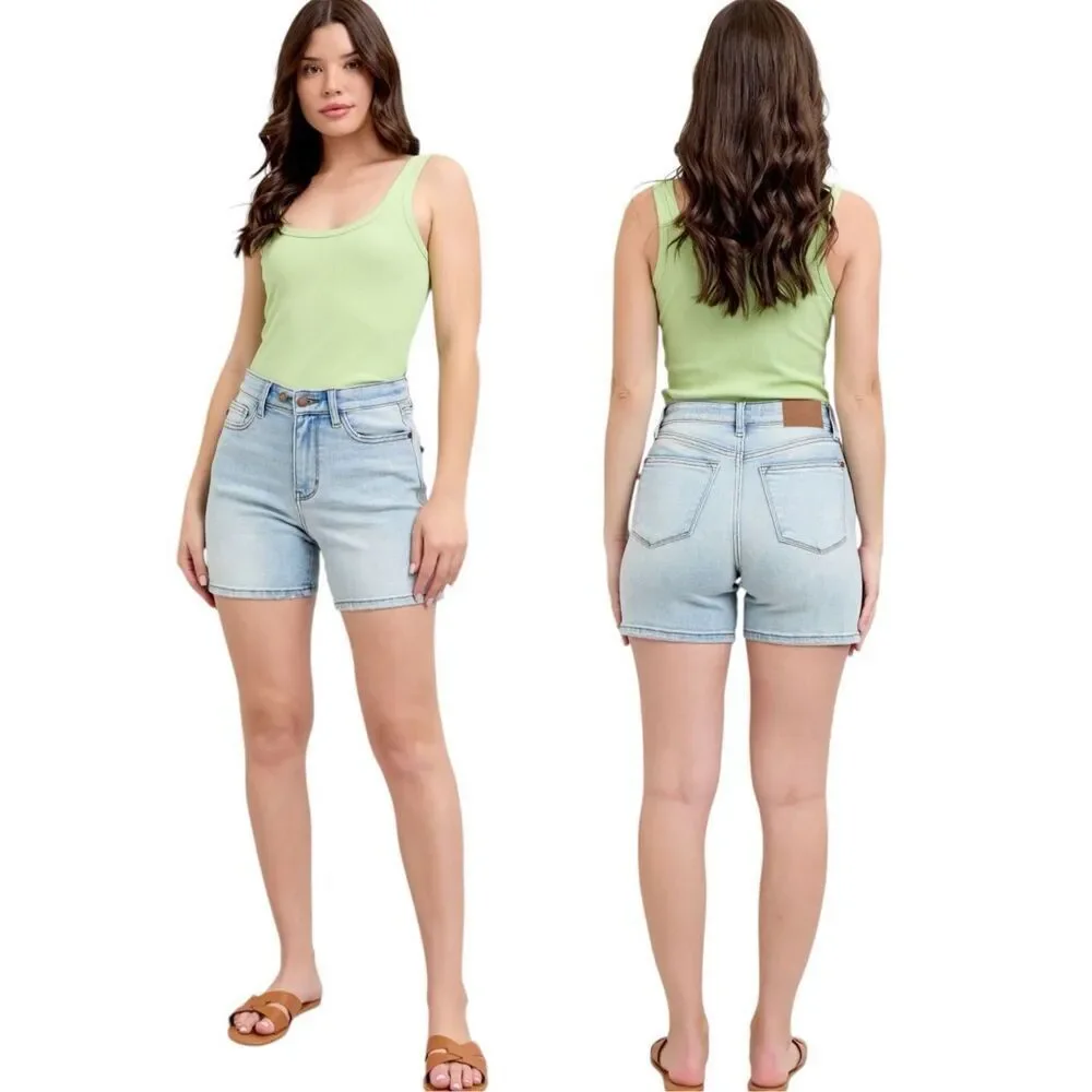 Judy Blue 2 Button High Rise Denim Shorts Light Wash Stretch Jean Shorts NWT
